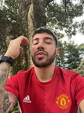 Guyinthemountain online show from 09/17/25, 06:09