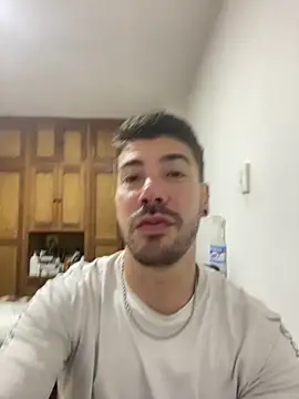 Guyinthemountain online show from 10/07/25, 01:52