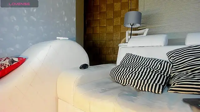 TOWERS21  online show from 03/10/25, 08:01