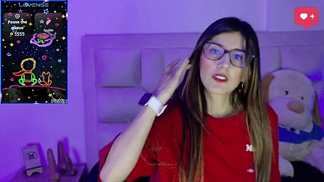  jade white  online show from 04/09/26, 12:21