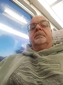 Snapshot of Satiro_Sevilla chatting on 11/22/25, 05:12 Satiro Sevilla online show from 11/22/25, 05:12