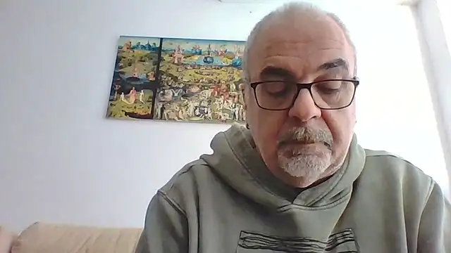 Snapshot of Satiro_Sevilla chatting on 11/26/25, 10:27 Satiro Sevilla online show from 11/26/25, 10:27