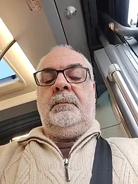 Snapshot of Satiro_Sevilla chatting on 12/01/25, 03:50 Satiro Sevilla online show from 12/01/25, 03:50