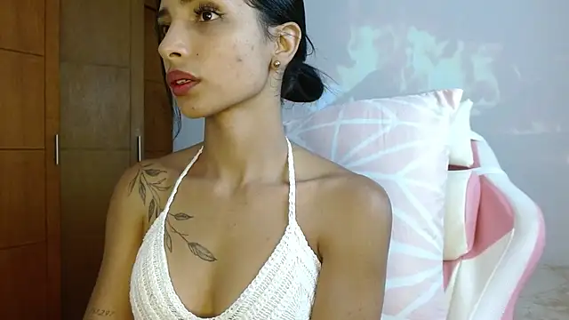 Snapshot of AnnitaSerna_ chatting on 03/14/25, 07:26 AnnitaSerna online show from 03/14/25, 07:26