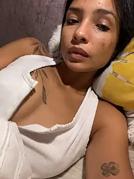 Snapshot of AnnitaSerna_ chatting on 10/03/25, 06:21 AnnitaSerna online show from 10/03/25, 06:21