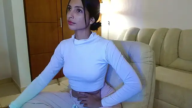 AnnitaSerna  online show from 03/18/26, 04:04