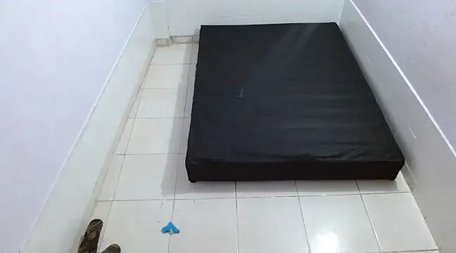 Snapshot of latino_hotxxx chatting on 01/20/25, 06:53 latino hotxxx online show from 01/20/25, 06:53