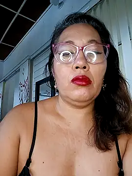 Snapshot of anniecoopeer chatting on 01/25/25, 04:03 anniecoopeer online show from 01/25/25, 04:03
