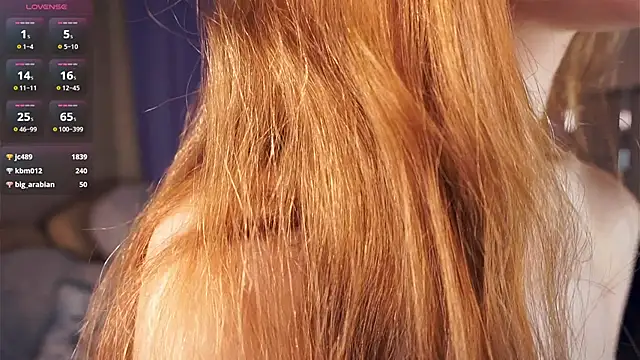 Snapshot of EsmaCarll chatting on 01/13/25, 02:18 EsmaCarll online show from 01/13/25, 02:18