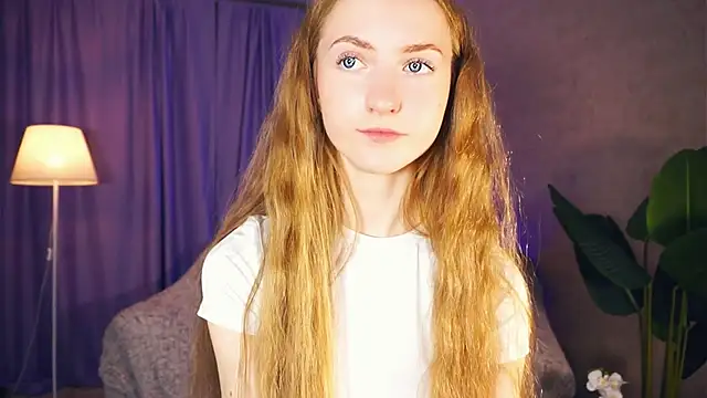 Snapshot of EsmaCarll chatting on 01/15/25, 02:17 EsmaCarll online show from 01/15/25, 02:17