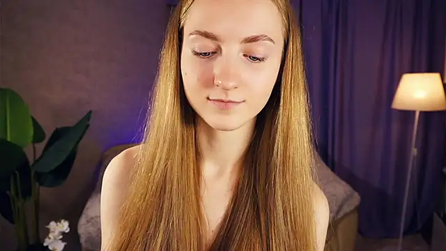 Snapshot of EsmaCarll chatting on 01/25/25, 11:54 EsmaCarll online show from 01/25/25, 11:54