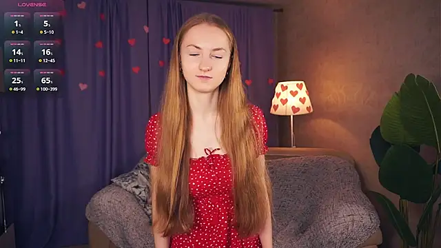 Snapshot of EsmaCarll chatting on 02/21/25, 08:38 EsmaCarll online show from 02/21/25, 08:38