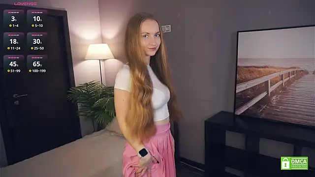 Snapshot of EsmaCarll chatting on 12/01/25, 08:14 EsmaCarll online show from 12/01/25, 08:14