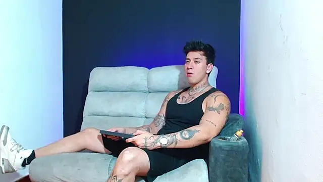 JUSTIN FULLER1 online show from 02/02/26, 02:32