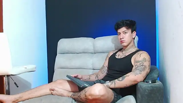 Snapshot of JUSTIN_FULLER1 chatting on 05/14/26, 05:53 JUSTIN FULLER1 online show from 05/14/26, 05:53