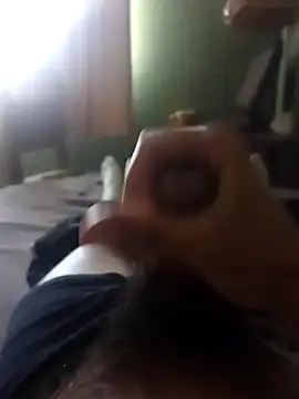 maxim1879 online show from 11/24/25, 09:47