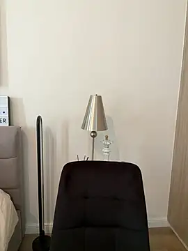 emma05 online show from 01/15/26, 06:40