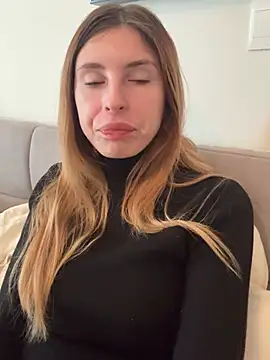 emma05 online show from 02/24/26, 07:06