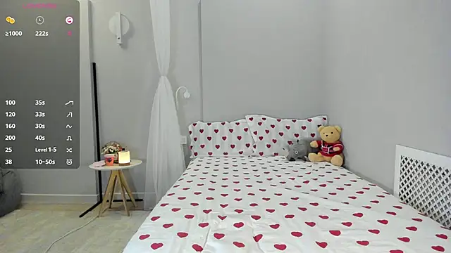 Snapshot of Hensuan chatting on 10/23/25, 08:07 Hensuan online show from 10/23/25, 08:07