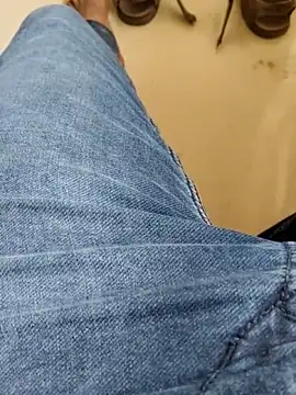 Snapshot of MrNick74 chatting on 01/19/26, 10:08 MrNick74 online show from 01/19/26, 10:08