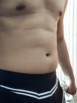 Snapshot of MrNick74 chatting on 02/10/26, 01:15 MrNick74 online show from 02/10/26, 01:15