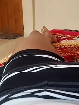 Snapshot of MrNick74 chatting on 02/14/26, 08:44 MrNick74 online show from 02/14/26, 08:44