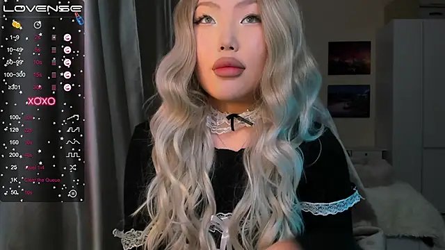 Snapshot of uko_sa chatting on 12/21/24, 01:42 uko sa online show from 12/21/24, 01:42