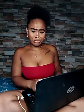 Abril Storm online show from 11/02/25, 11:18