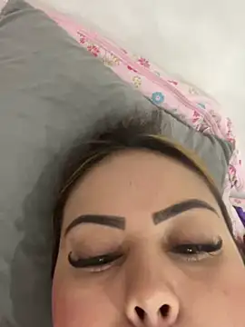 lariic online show from 01/24/25, 01:03