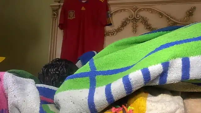 Snapshot of emylolo9 chatting on 01/02/25, 08:39 emylolo9 online show from 01/02/25, 08:39