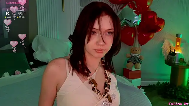 Snapshot of Sky_Eyes_ chatting on 02/21/25, 08:18 Sky Eyes online show from 02/21/25, 08:18