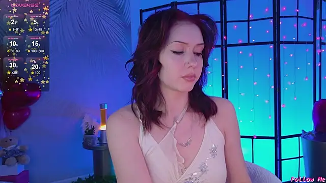 Snapshot of Sky_Eyes_ chatting on 03/03/25, 05:42 Sky Eyes online show from 03/03/25, 05:42