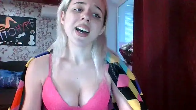 Puregirlaa online show from 12/25/24, 11:11