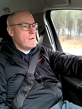 Snapshot of bogland33 chatting on 03/07/25, 07:08 bogland33 online show from 03/07/25, 07:08