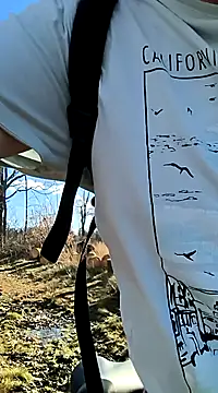 Snapshot of bogland33 chatting on 03/10/25, 04:14 bogland33 online show from 03/10/25, 04:14