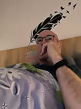 bogland33 online show from 12/22/25, 07:55