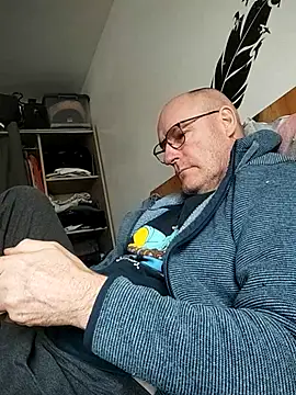 bogland33 online show from 02/28/26, 11:11