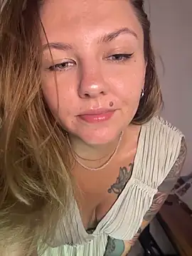  private person  online show from 04/19/26, 10:25