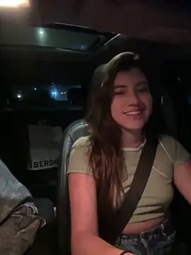 Snapshot of ARITOO_ chatting on 12/22/24, 05:23 ARITOO online show from 12/22/24, 05:23