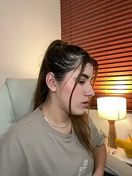 Snapshot of ARITOO_ chatting on 03/09/25, 06:50 ARITOO online show from 03/09/25, 06:50