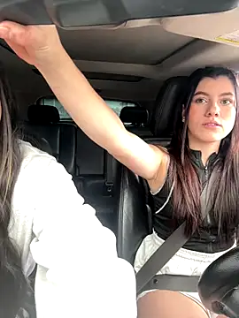 Snapshot of ARITOO_ chatting on 10/18/25, 08:53 ARITOO online show from 10/18/25, 08:53