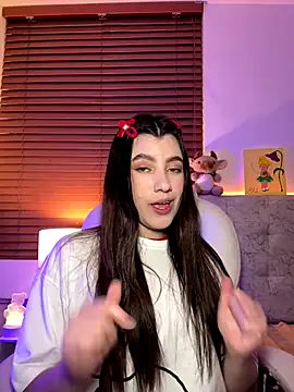 Snapshot of ARITOO_ chatting on 12/04/25, 03:05 ARITOO online show from 12/04/25, 03:05