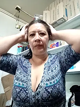 carolina linarez69 online show from 04/30/26, 06:47