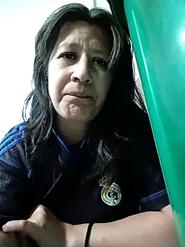 carolina linarez69 online show from 05/15/26, 11:01