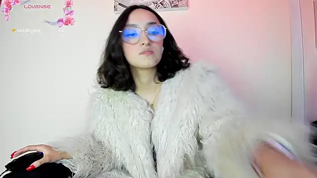 Snapshot of its__angelica_ chatting on 01/18/25, 07:37 its  angelica  online show from 01/18/25, 07:37