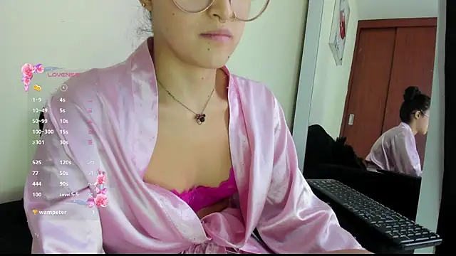 Snapshot of its__angelica_ chatting on 09/08/25, 07:35 its  angelica  online show from 09/08/25, 07:35