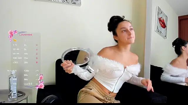 its  angelica  online show from 10/28/25, 07:05