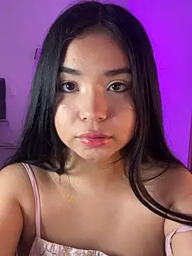 Snapshot of AuroraFiore chatting on 07/15/26, 01:33 AuroraFiore online show from 07/15/26, 01:33