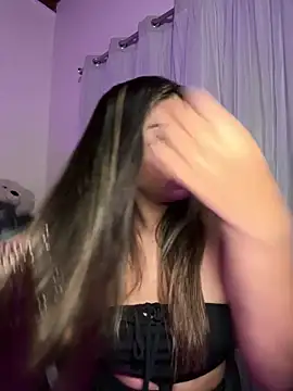 tuckersabrina online show from 02/19/25, 11:36