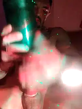 Snapshot of HungJonny99 chatting on 03/03/25, 02:47 HungJonny99 online show from 03/03/25, 02:47